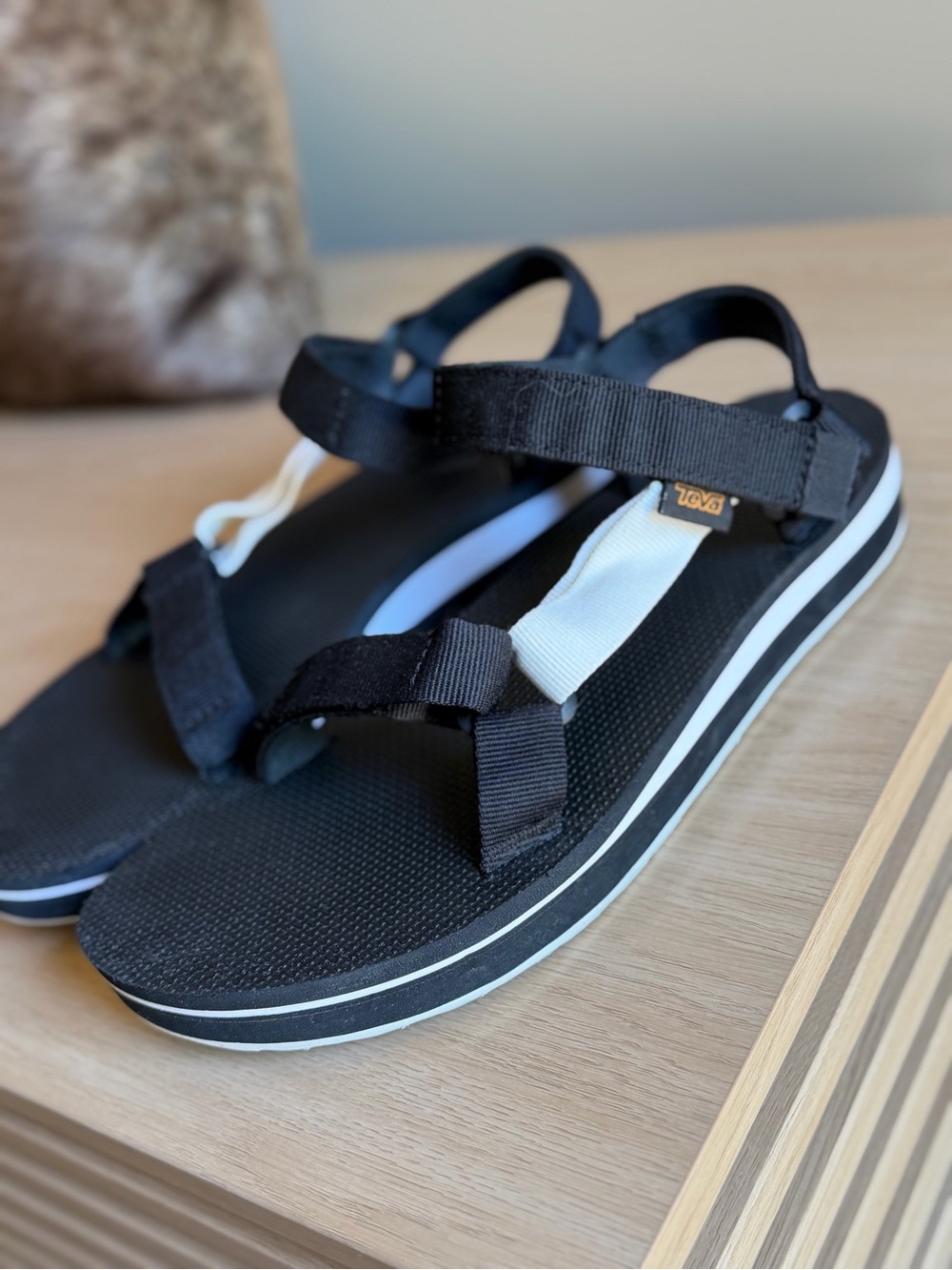 Teva Black and White Adjustable Strap Sandals Size 10 Women